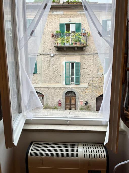 Alloggio Ad Uso Turistico Piave 47 Apartamento Gradoli Exterior foto